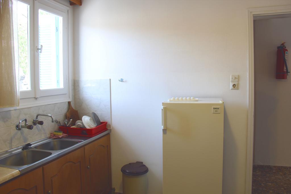 Votsi  Αlexandros Apartment מראה חיצוני תמונה